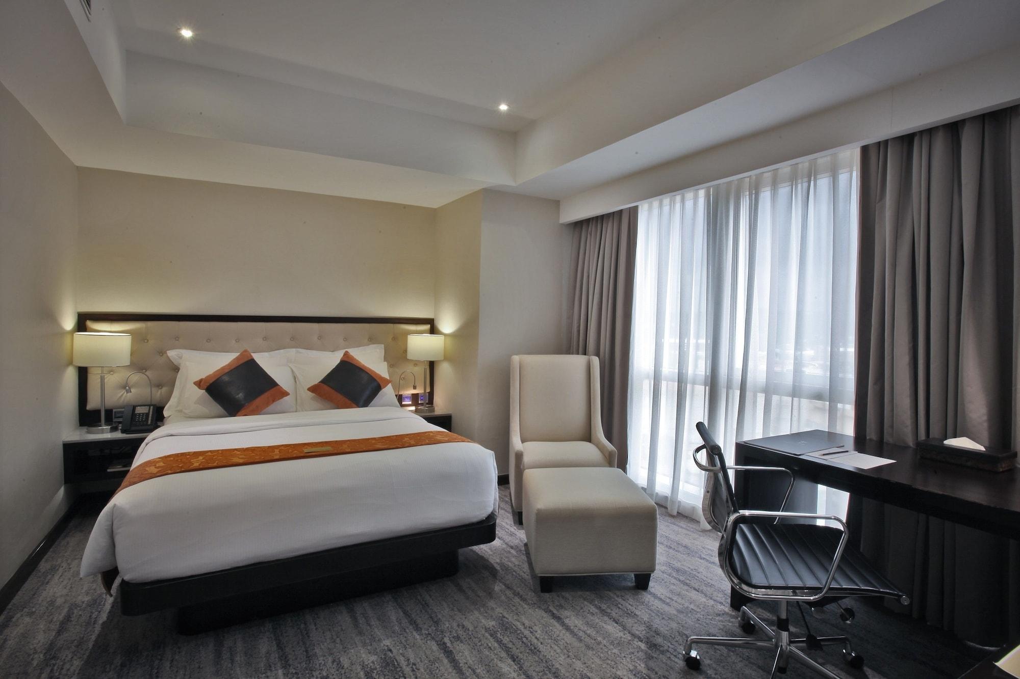 Limketkai Luxe Hotel Cagayan de Oro Esterno foto
