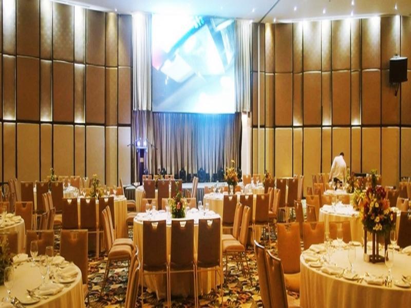 Limketkai Luxe Hotel Cagayan de Oro Esterno foto