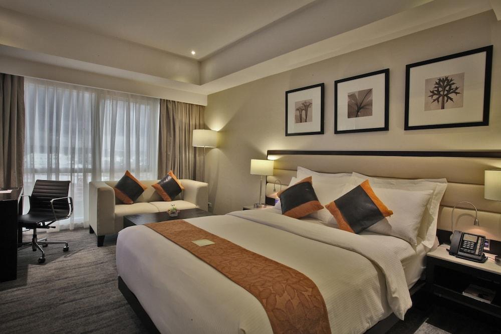Limketkai Luxe Hotel Cagayan de Oro Esterno foto