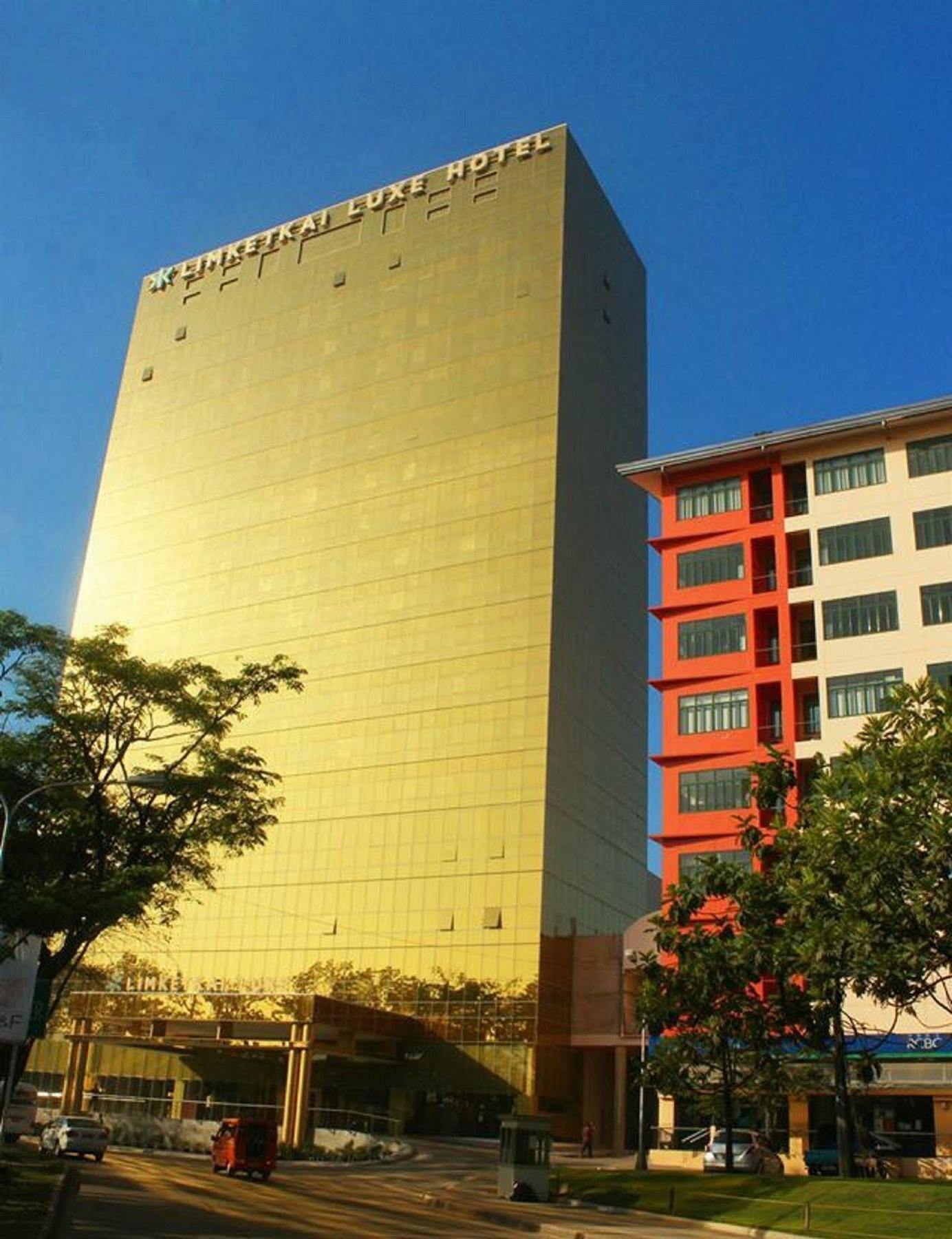 Limketkai Luxe Hotel Cagayan de Oro Esterno foto